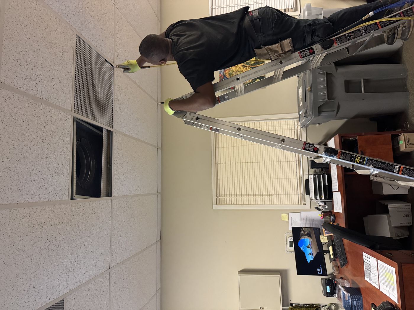 Floor duct full of debris — before and after